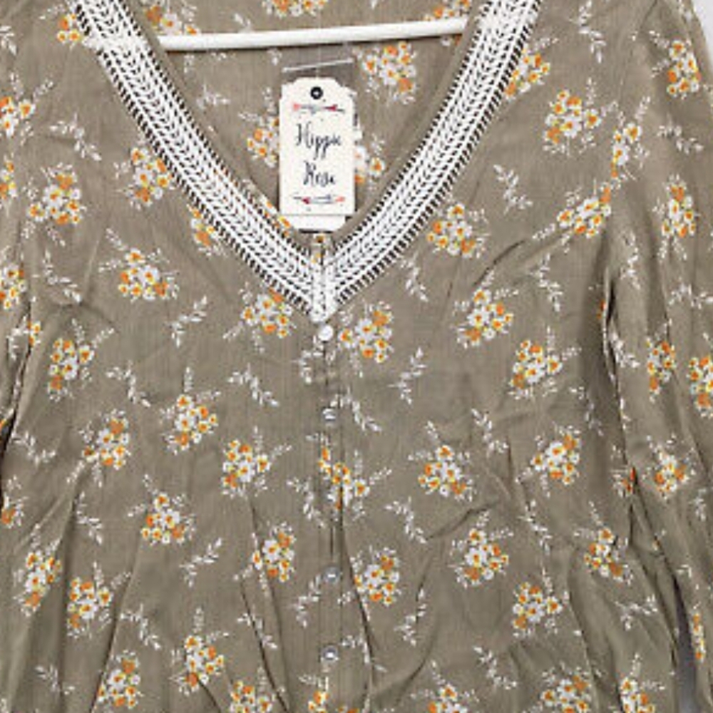 Floral V-Neck Women's Top - Olive